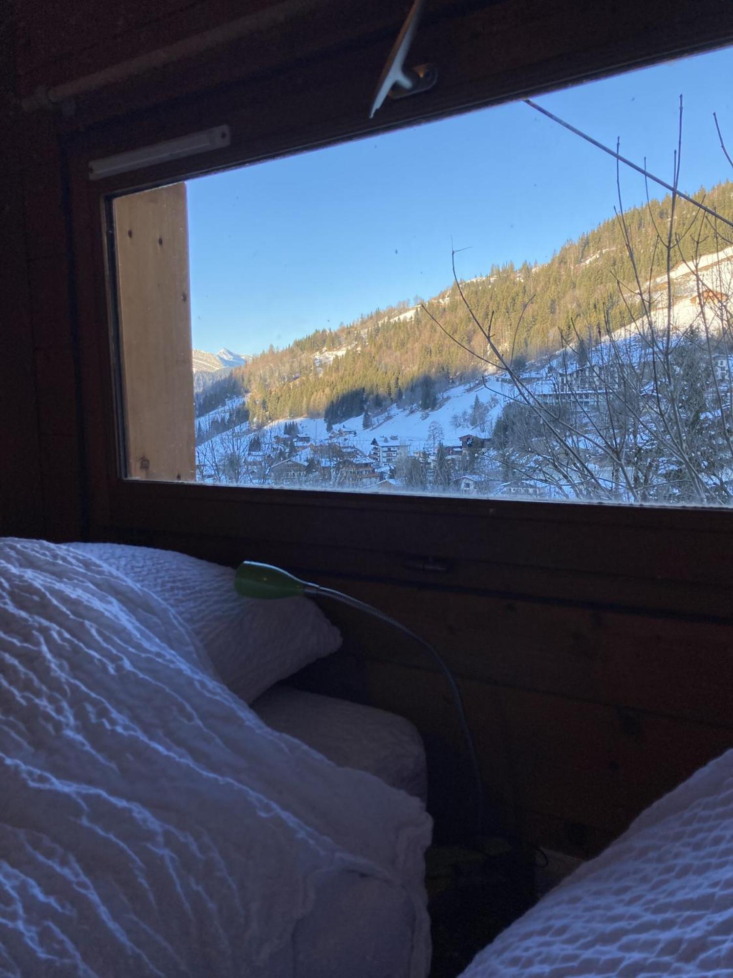 Auberge De Jeunesse Hi Clusaz Zewnętrze zdjęcie