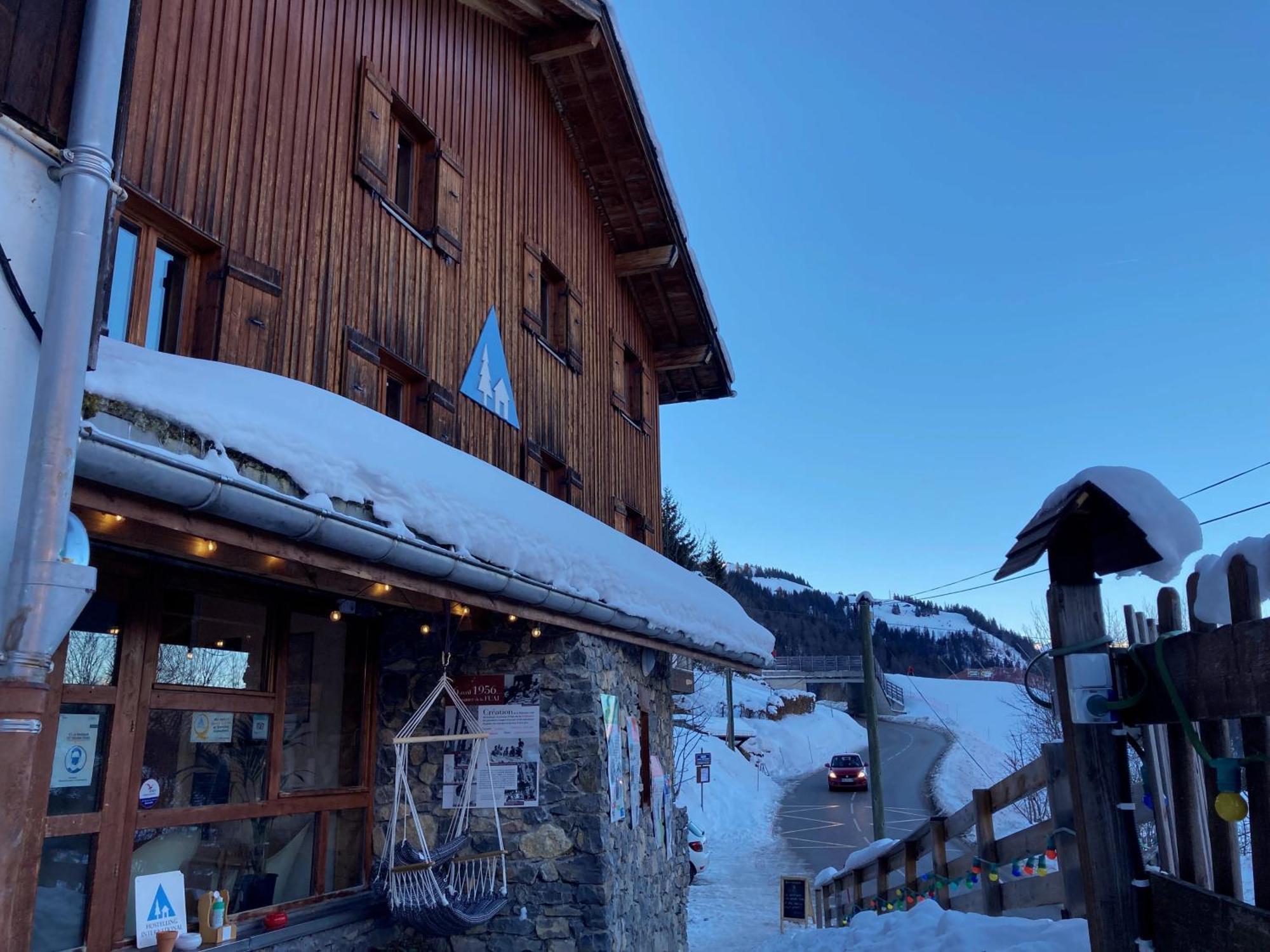 Auberge De Jeunesse Hi Clusaz Zewnętrze zdjęcie