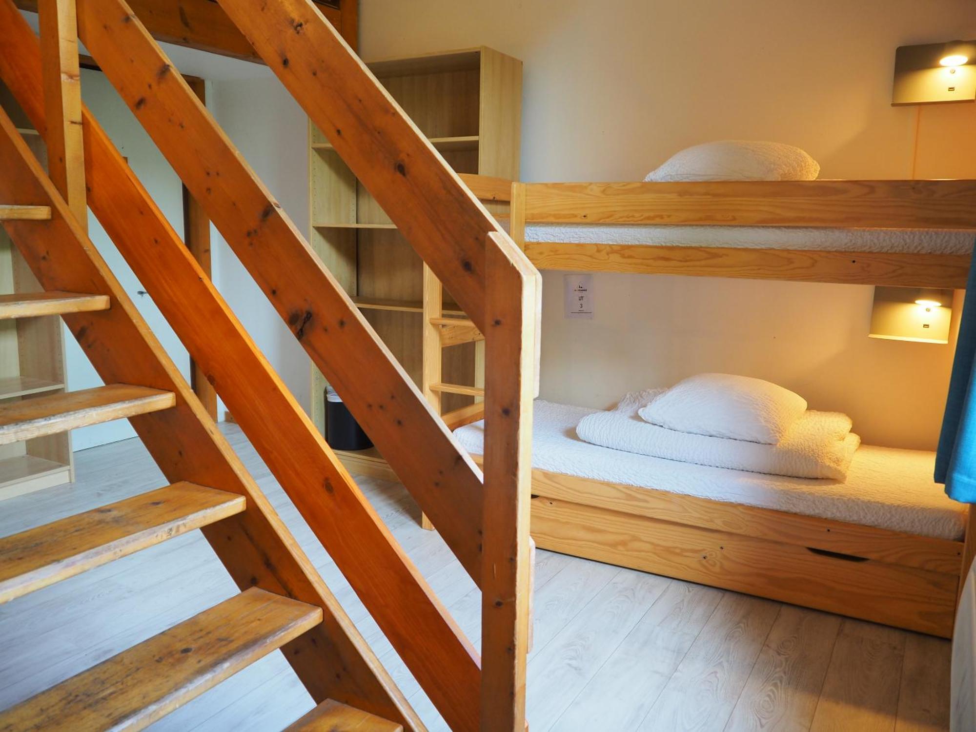 Auberge De Jeunesse Hi Clusaz Zewnętrze zdjęcie